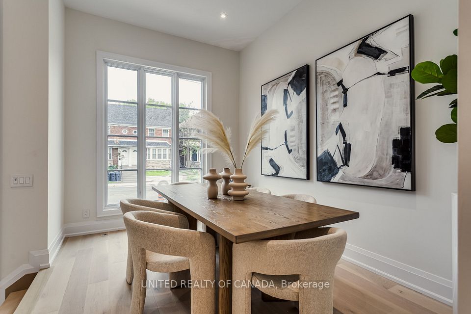 1177 Avenue Road, Toronto, ON M5N 2G2
