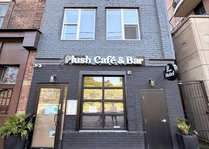 897 Queen Street W, Toronto, ON M6J 1G5