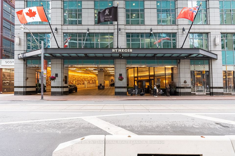 325 Bay Street 1905, Toronto, ON M5H 4G3