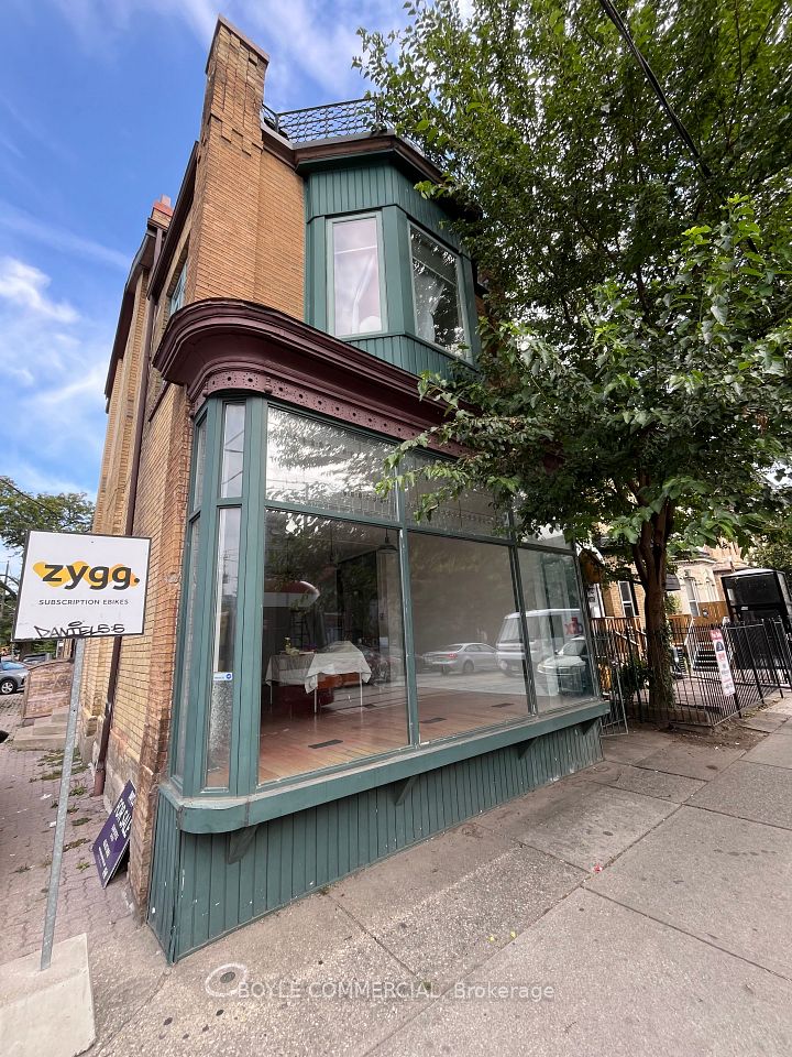 410 Dundas Street E, Toronto, ON M5A 2A8