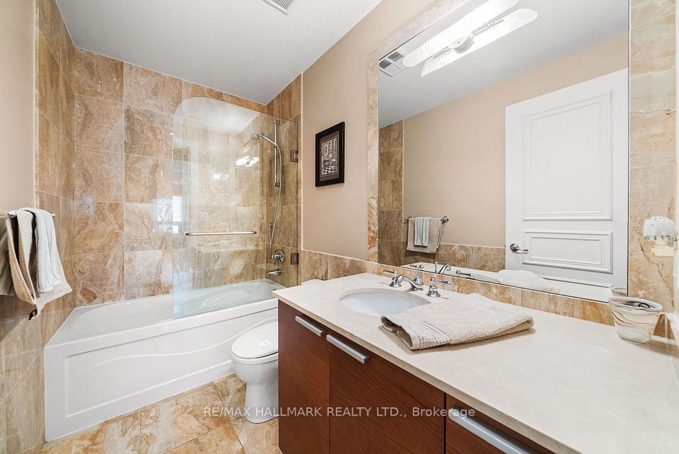 662 Sheppard Avenue E 807C, Toronto, ON M2K 3E6 19