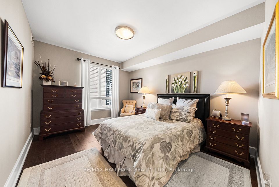 662 Sheppard Avenue E 807C, Toronto, ON M2K 3E6 14