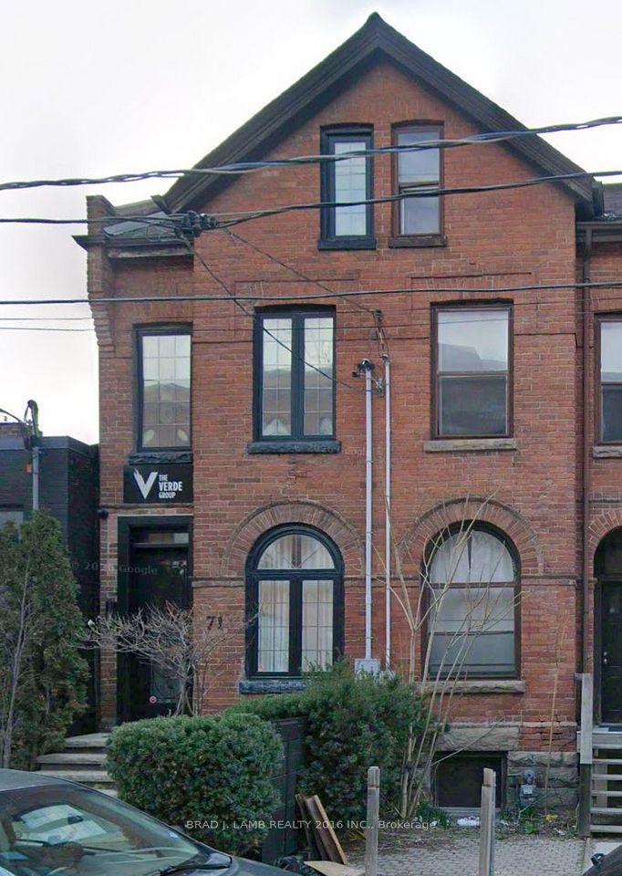 71 Ontario Street, Toronto, ON M5A 2V1