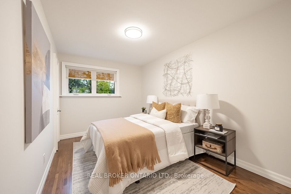 53 Kingslake Road, Toronto, ON M2J 3E4 16