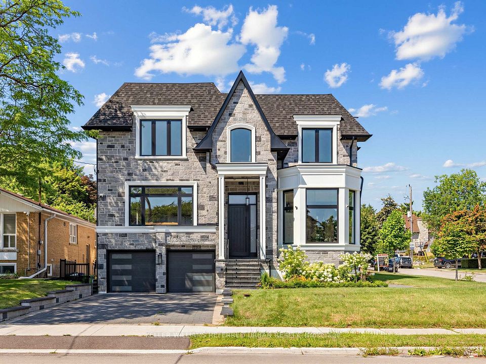 35 Lloydminster Crescent, Toronto, ON M2M 2R9 3
