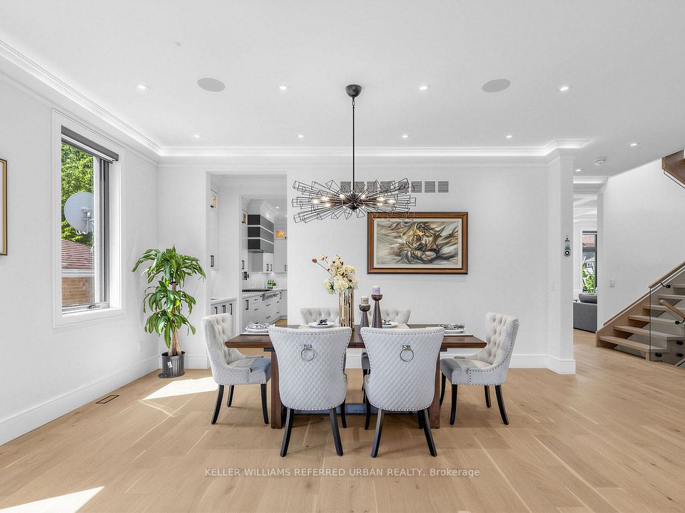 35 Lloydminster Crescent, Toronto, ON M2M 2R9 15