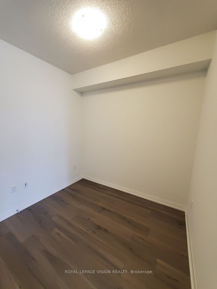 60 Ann O'reilly Road 1058, Toronto, ON M2J 0C9 6