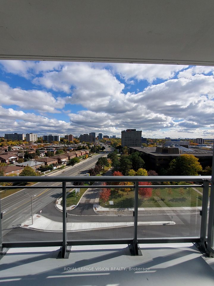 60 Ann O'reilly Road 1058, Toronto, ON M2J 0C9 9