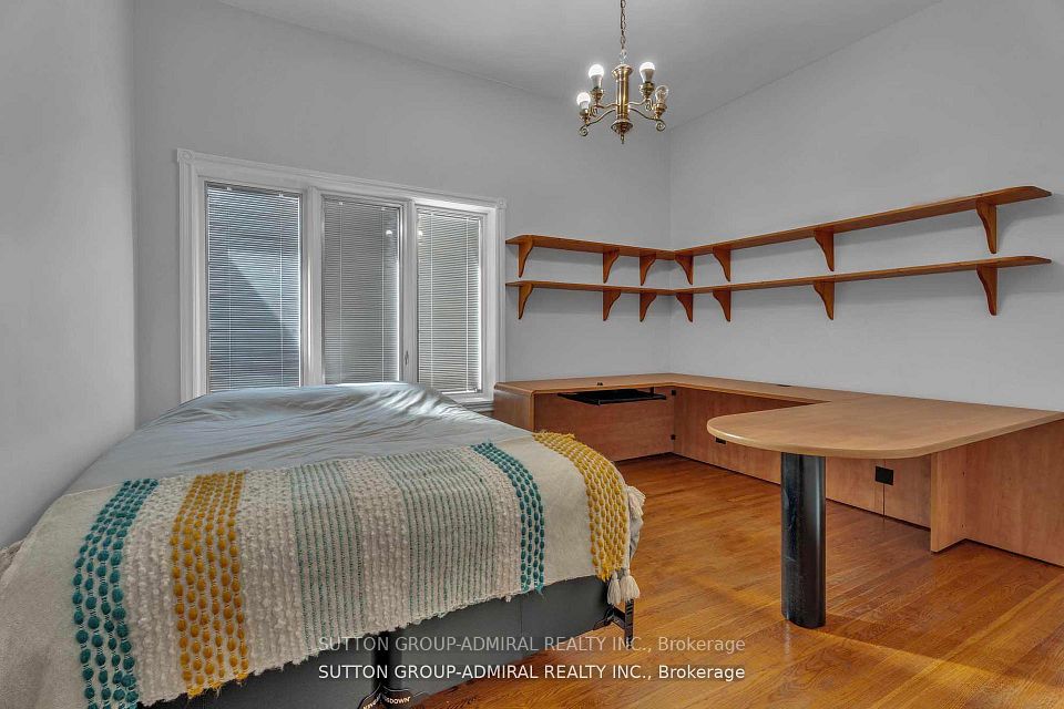 116 Goulding Avenue, Toronto, ON M2M 1L4 22