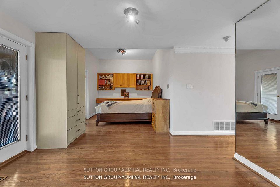 116 Goulding Avenue, Toronto, ON M2M 1L4 19