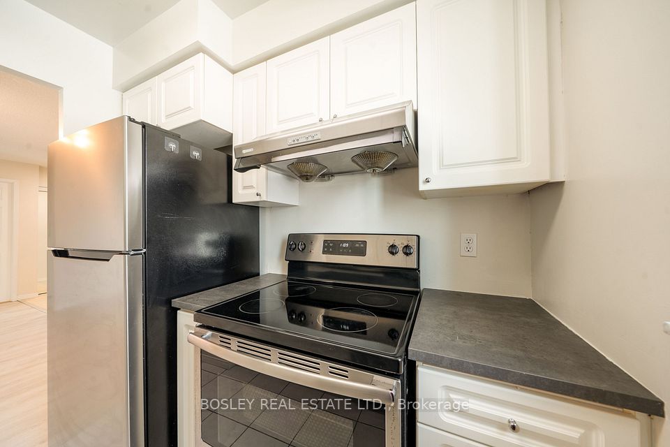 1 Pemberton Avenue 502, Toronto, ON M2M 4L9 18