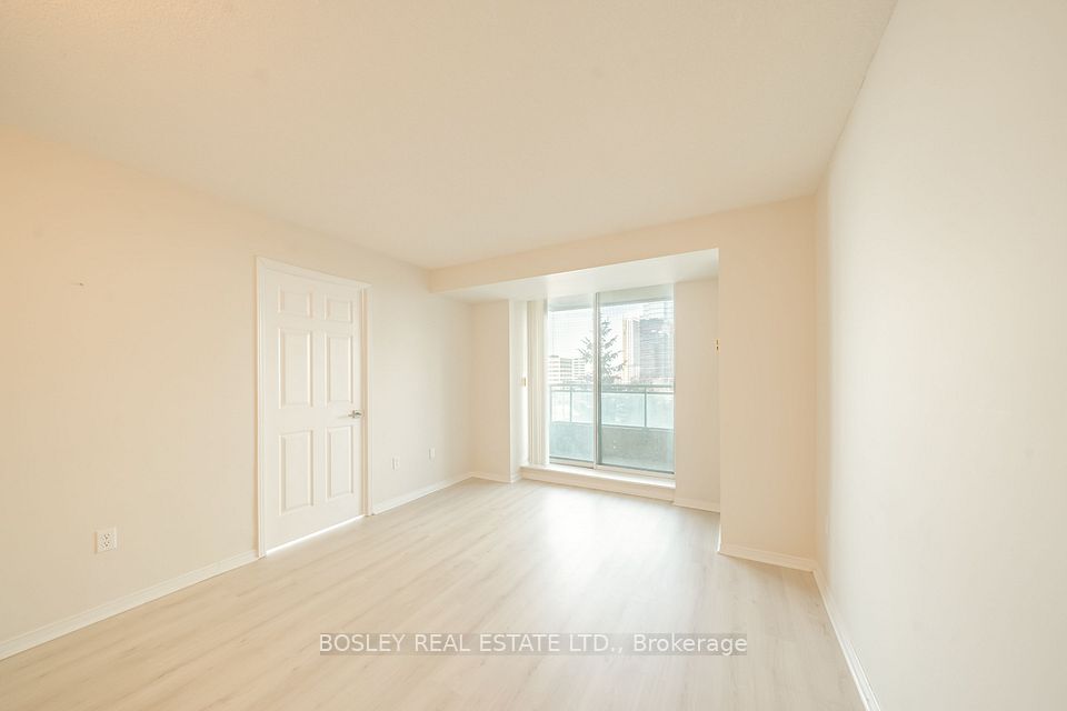 1 Pemberton Avenue 502, Toronto, ON M2M 4L9 8