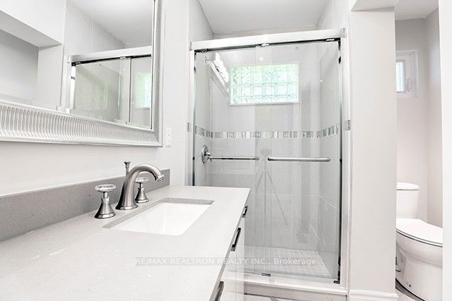 74 Aspenwood Drive, Toronto, ON M2H 2E9 9