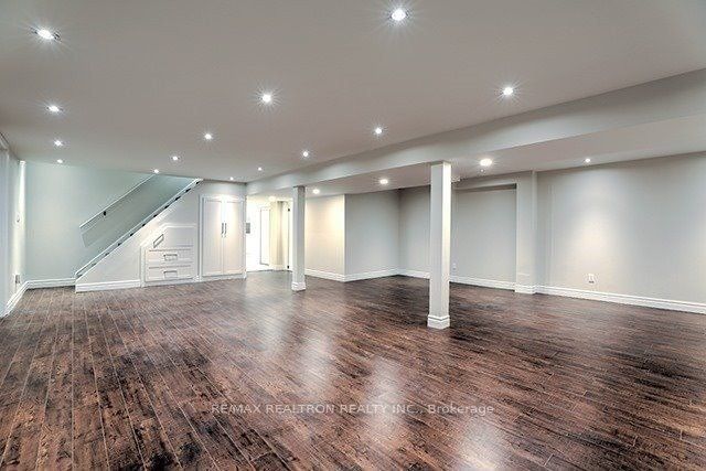 74 Aspenwood Drive, Toronto, ON M2H 2E9 16