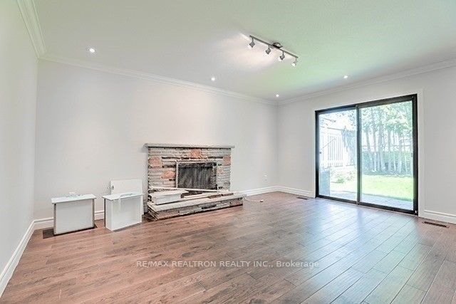 74 Aspenwood Drive, Toronto, ON M2H 2E9 10