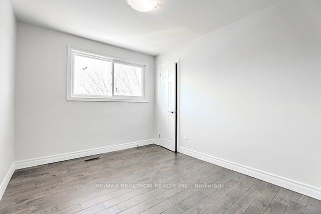 74 Aspenwood Drive, Toronto, ON M2H 2E9 12
