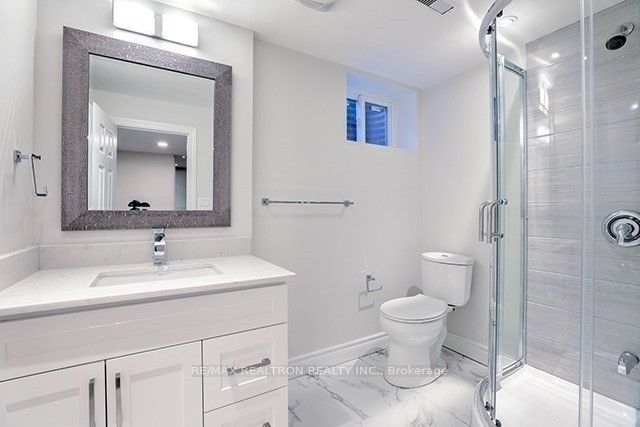 74 Aspenwood Drive, Toronto, ON M2H 2E9 18