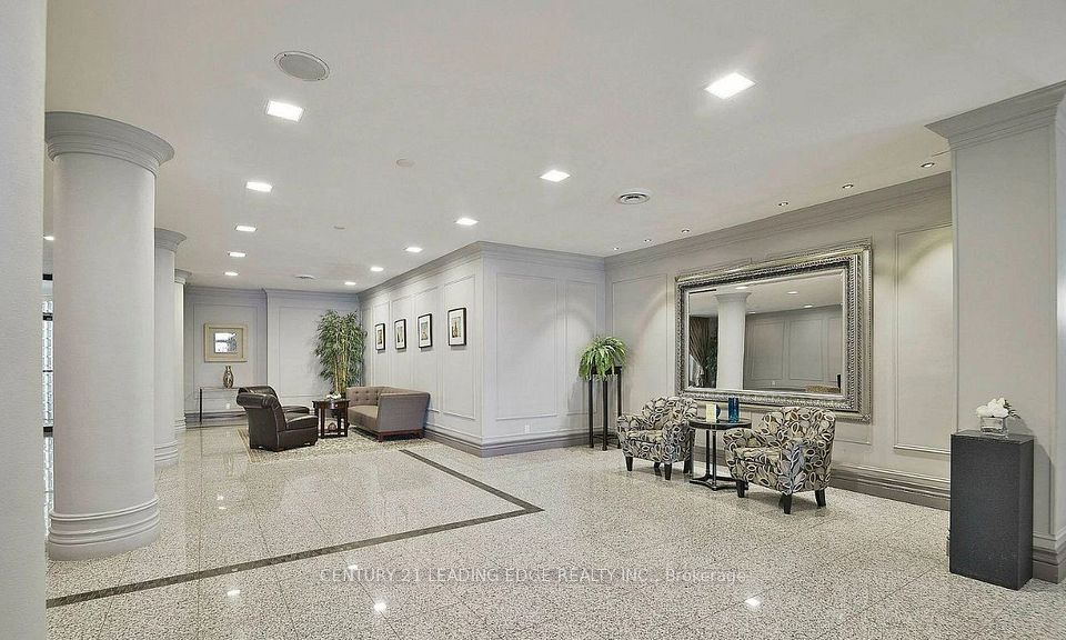 7 Bishop Avenue 2408, Toronto, ON M2M 4J4 12