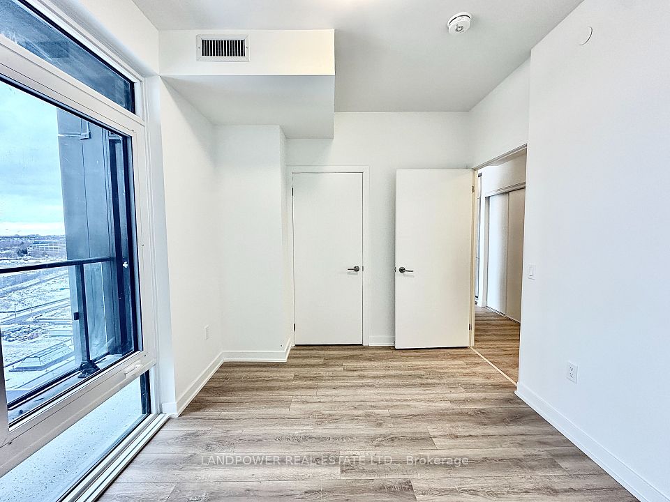 1 Quarrington Lane 1818, Toronto, ON M3C 0S4 10