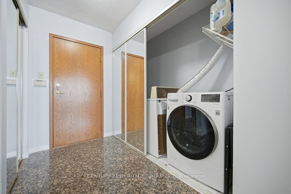 10 Torresdale Avenue 910, Toronto, ON M2R 3V8 23