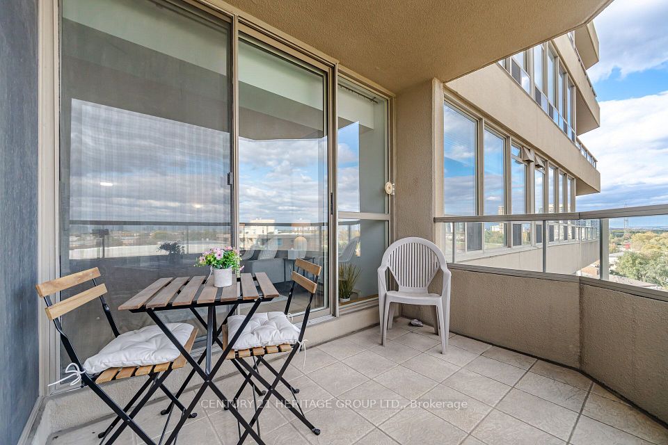 10 Torresdale Avenue 910, Toronto, ON M2R 3V8 20