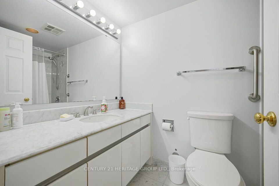 10 Torresdale Avenue 910, Toronto, ON M2R 3V8 14
