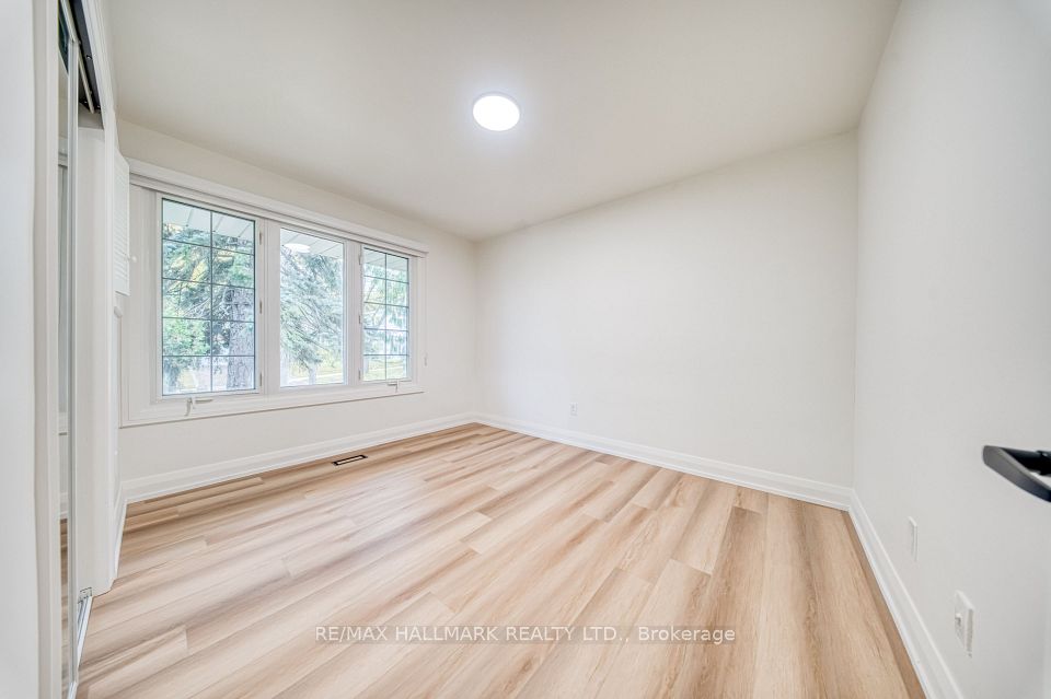 54 Sawley Drive, Toronto, ON M2K 2J5 11