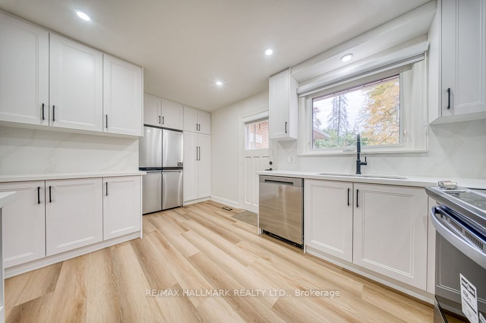 54 Sawley Drive, Toronto, ON M2K 2J5 3