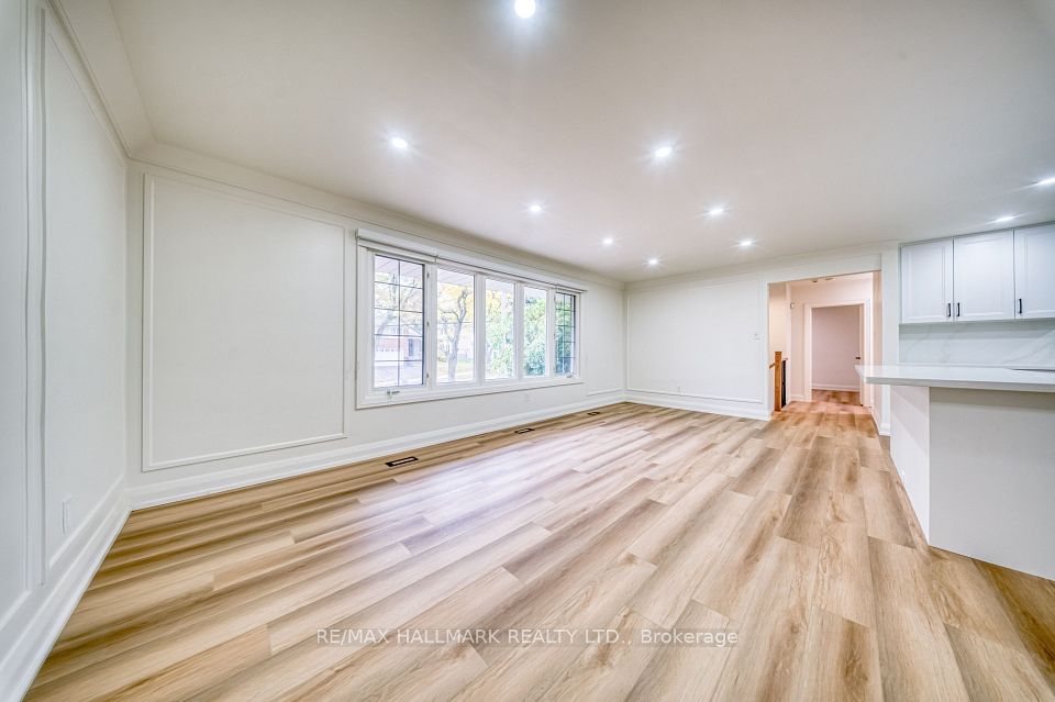 54 Sawley Drive, Toronto, ON M2K 2J5 4
