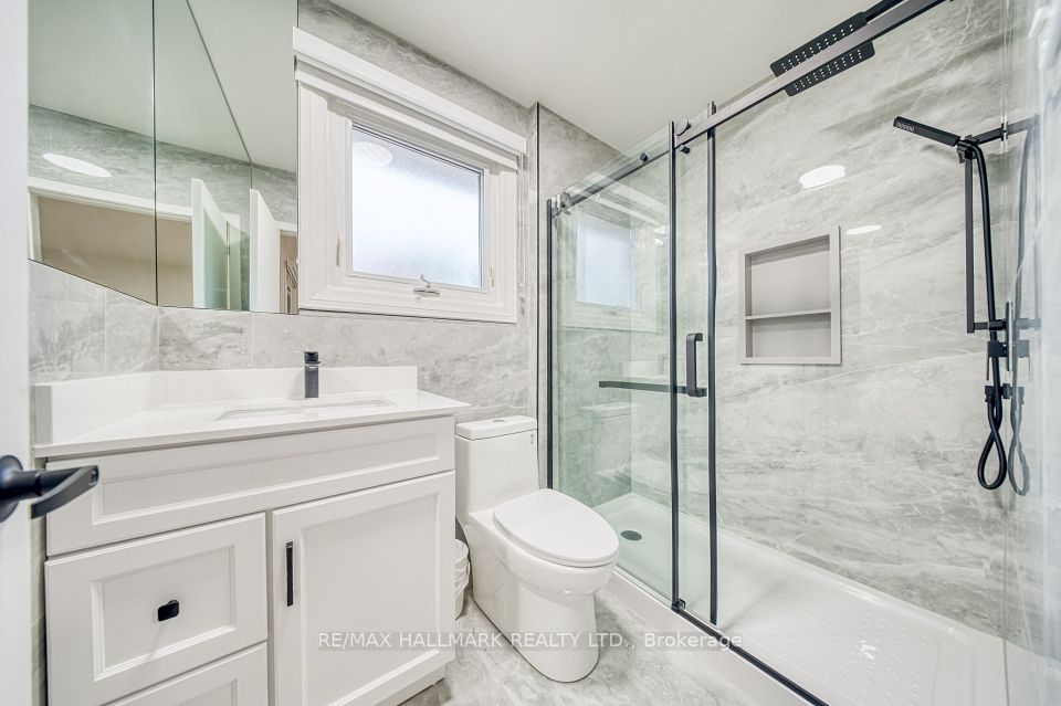 54 Sawley Drive, Toronto, ON M2K 2J5 18