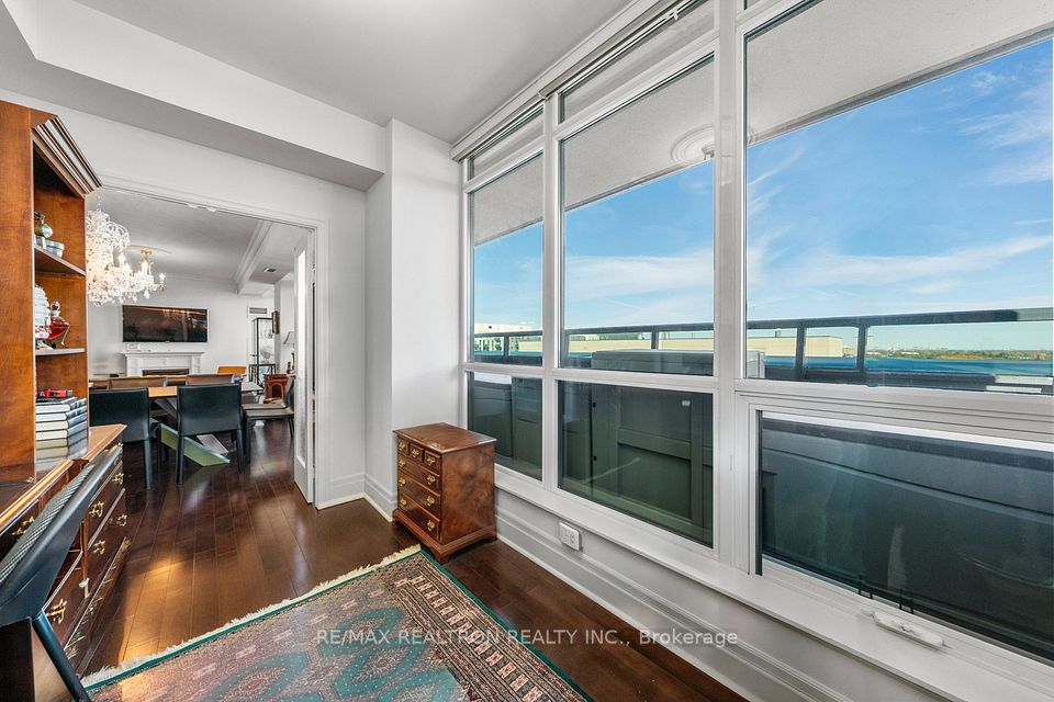 525 Wilson Avenue 1108, Toronto, ON M3H 0A7 12
