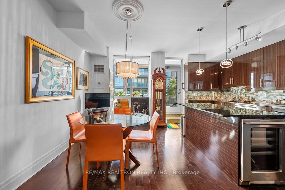 525 Wilson Avenue 1108, Toronto, ON M3H 0A7 15