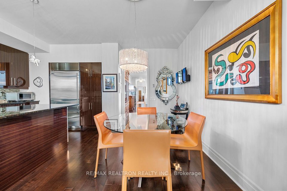 525 Wilson Avenue 1108, Toronto, ON M3H 0A7 22