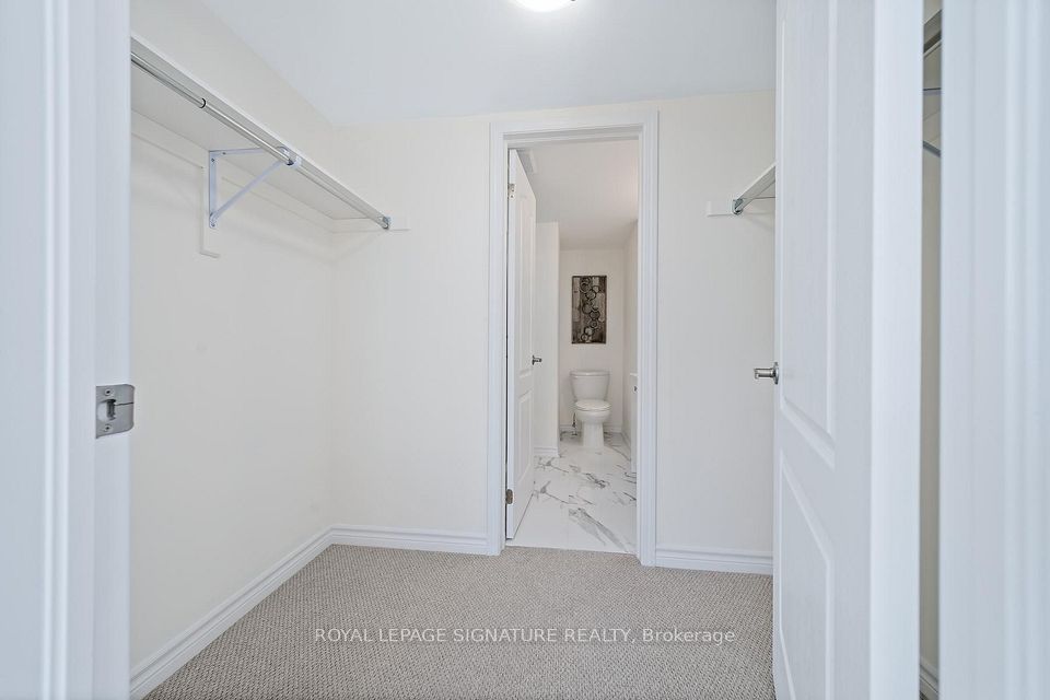 30 Curlew Drive 42, Toronto, ON M3A 0A8 16