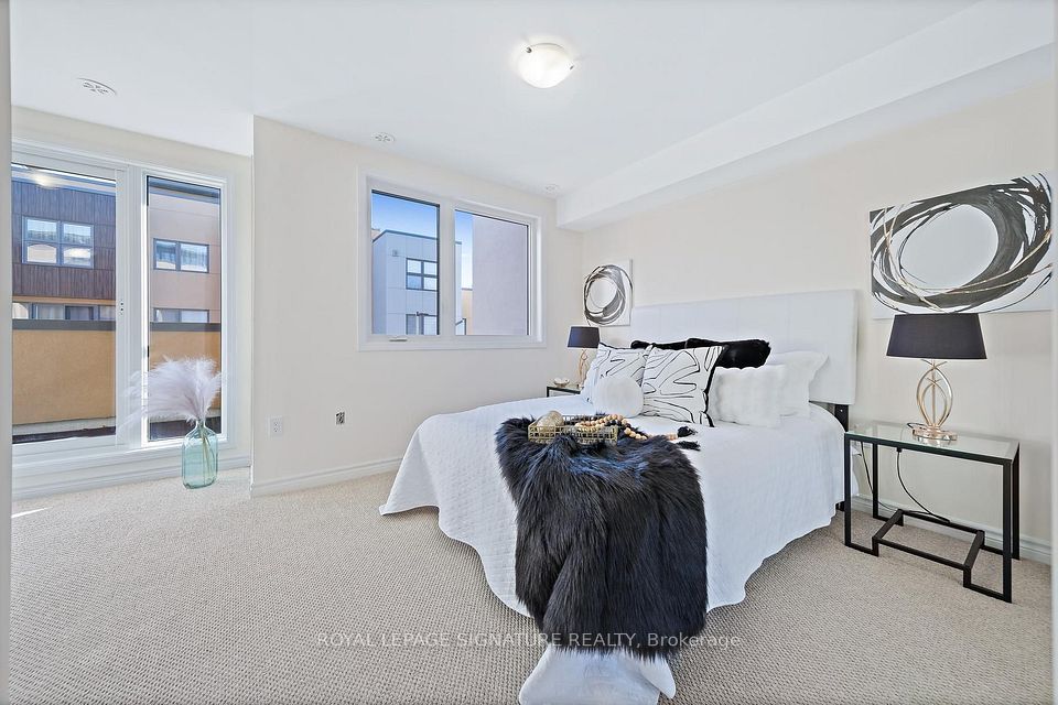 30 Curlew Drive 42, Toronto, ON M3A 0A8 13