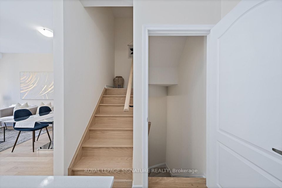 30 Curlew Drive 42, Toronto, ON M3A 0A8 12