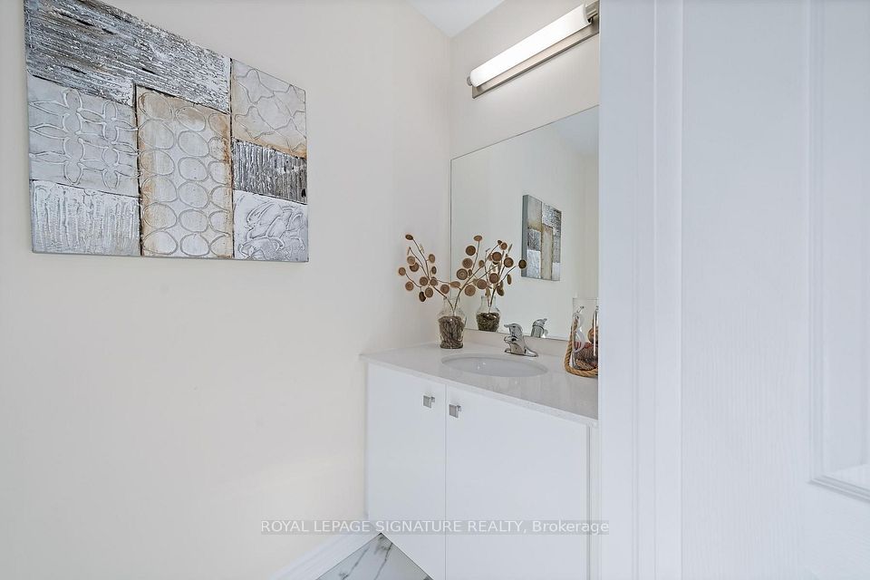 30 Curlew Drive 42, Toronto, ON M3A 0A8 11