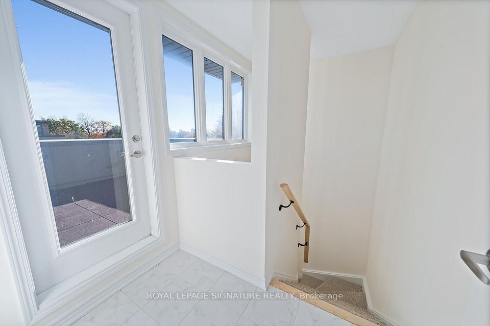 30 Curlew Drive 42, Toronto, ON M3A 0A8 25