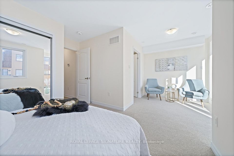 30 Curlew Drive 42, Toronto, ON M3A 0A8 14