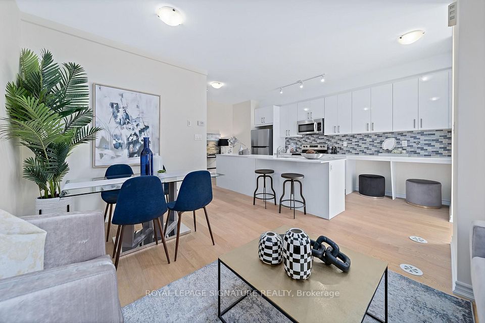 Att/Row/Townhouse at 30 Curlew Drive 42, Toronto, ON M3A 0A8