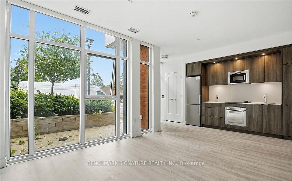 30 Inn On The Park Drive 206, Toronto, ON M3C 0P7 15
