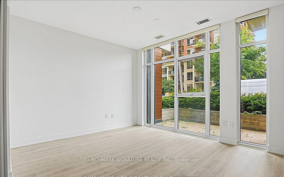 30 Inn On The Park Drive 206, Toronto, ON M3C 0P7 14