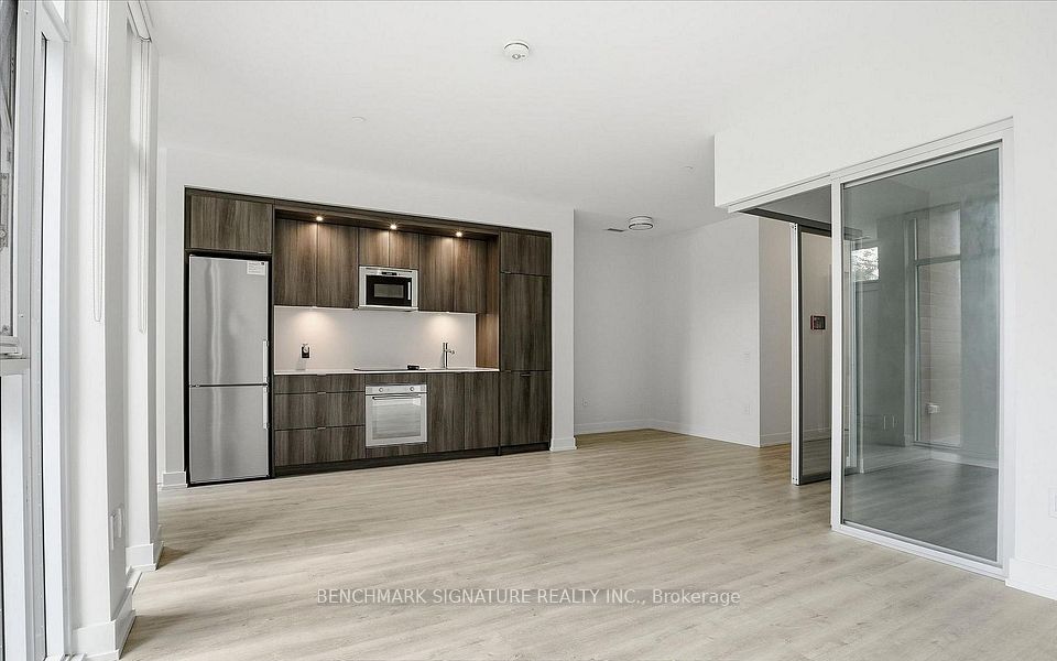 30 Inn On The Park Drive 206, Toronto, ON M3C 0P7 13