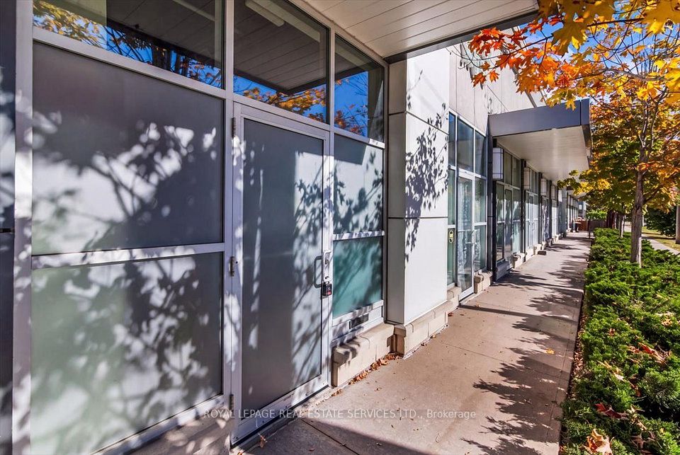 10 Mallard Road C103, Toronto, ON M3B 0A7 18