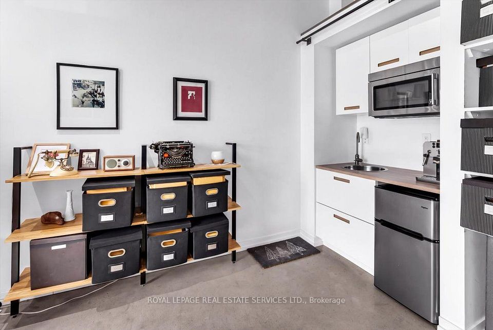 10 Mallard Road C103, Toronto, ON M3B 0A7 14