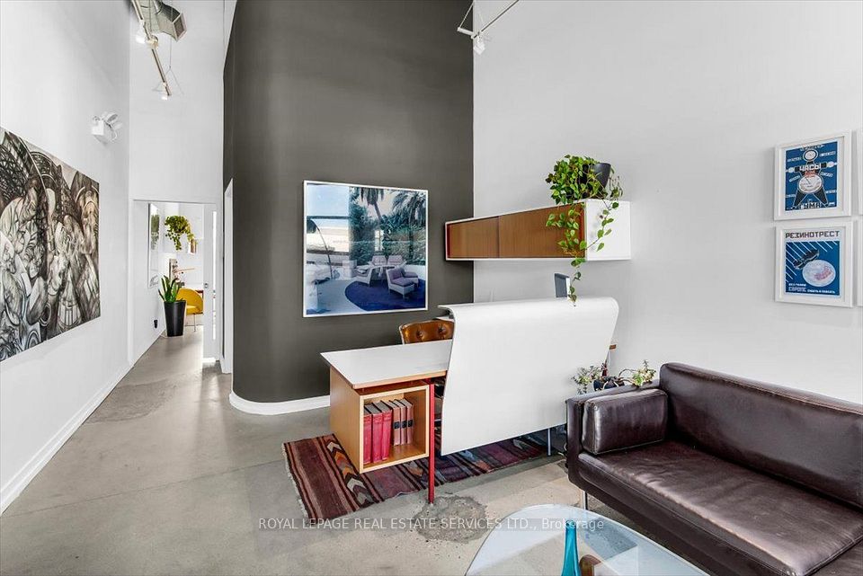 10 Mallard Road C103, Toronto, ON M3B 0A7 8