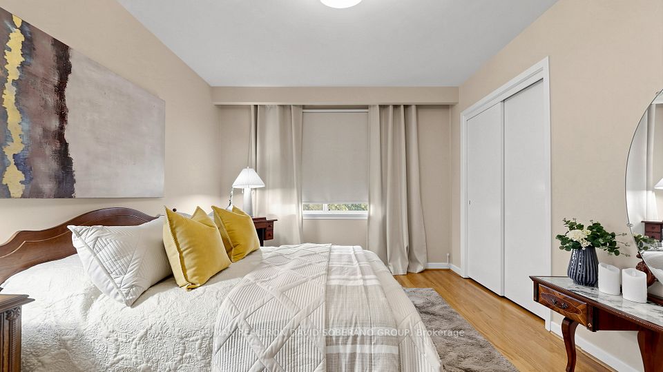 108 Kennard Avenue, Toronto, ON M3H 4M4 19