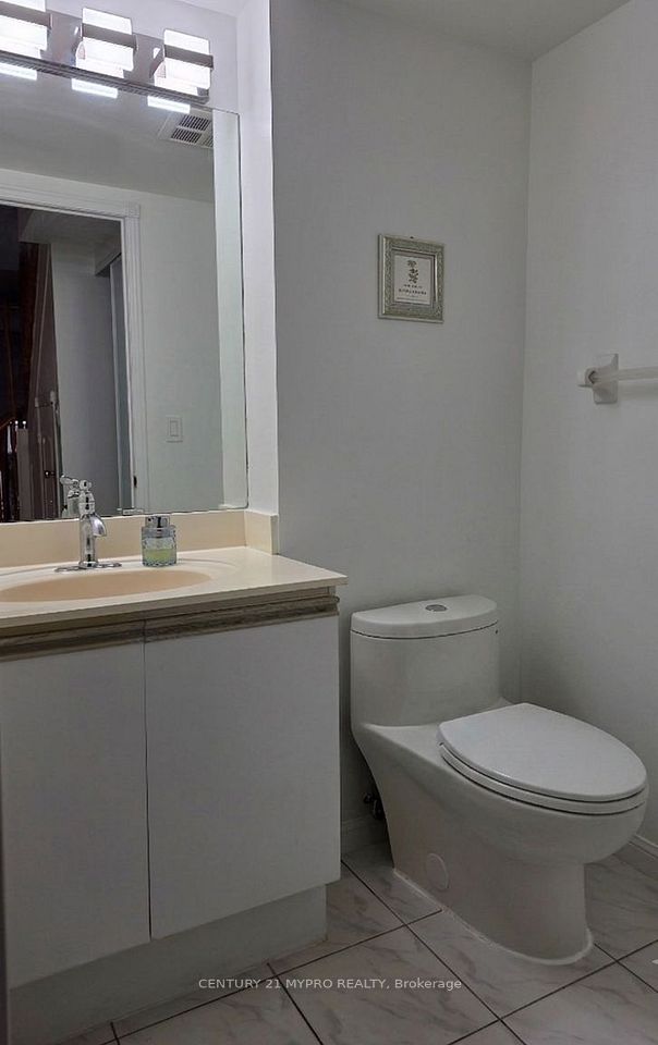 221 Grandview Way, Toronto, ON M2N 6V3 11