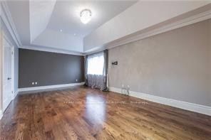 377 Hollywood Avenue, Toronto, ON M2N 3L3 8