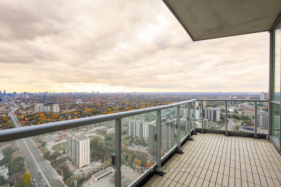 70 Forest Manor Road 3506, Toronto, ON M2J 0A9 4